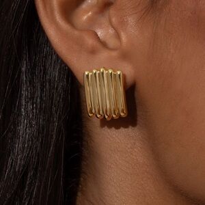 NEW Uncommon James Gold Tough Ribbed Statement Earrings.